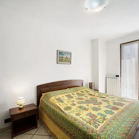 La Cicala 1 *